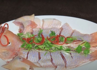 Chia sẻ cách phi lê cá điêu hồng siêu đơn giản, chuẩn như đầu bếp